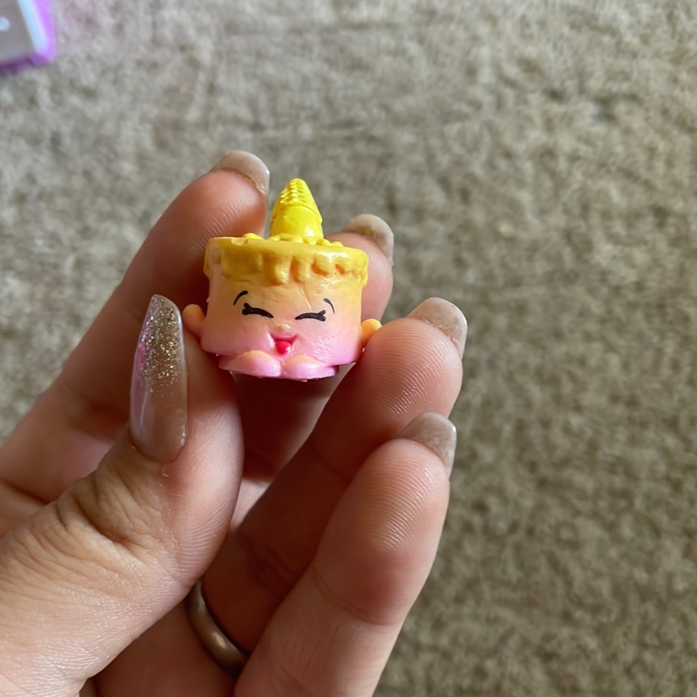 SHOPKINS! Ice Cream Kate!